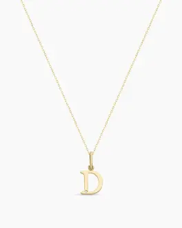 Ожерелье с буквой «D»