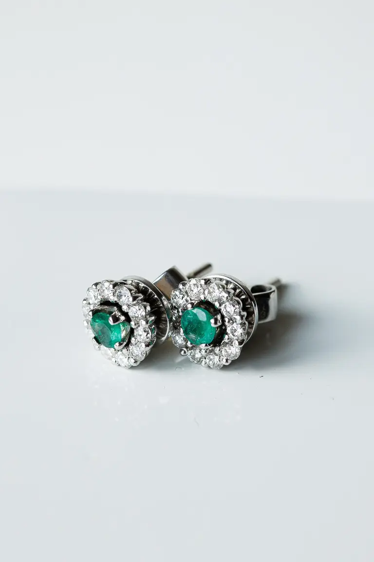 Halo Convertible Earrings with Emeralds — photo 2