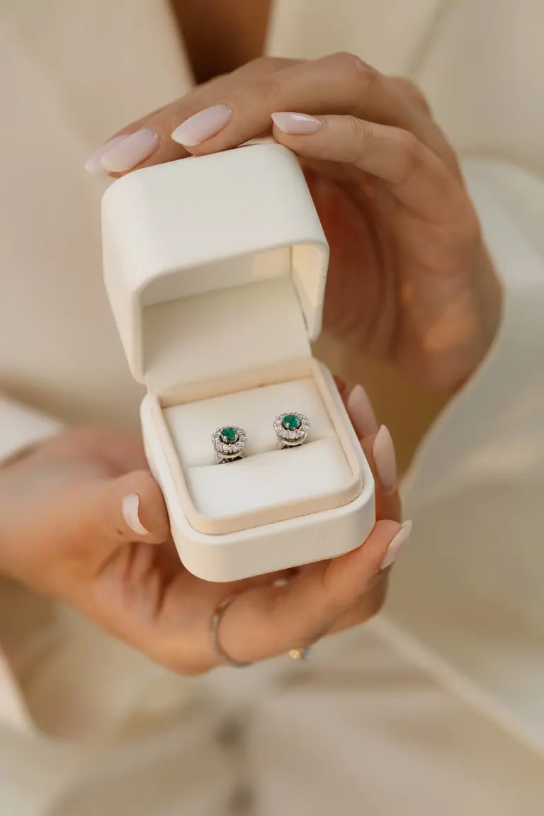 Halo Convertible Earrings with Emeralds — photo 5