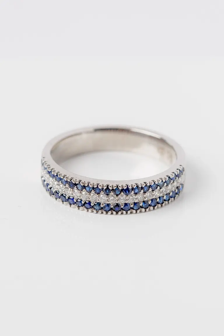 Pavé Ring with Sapphires — photo 1