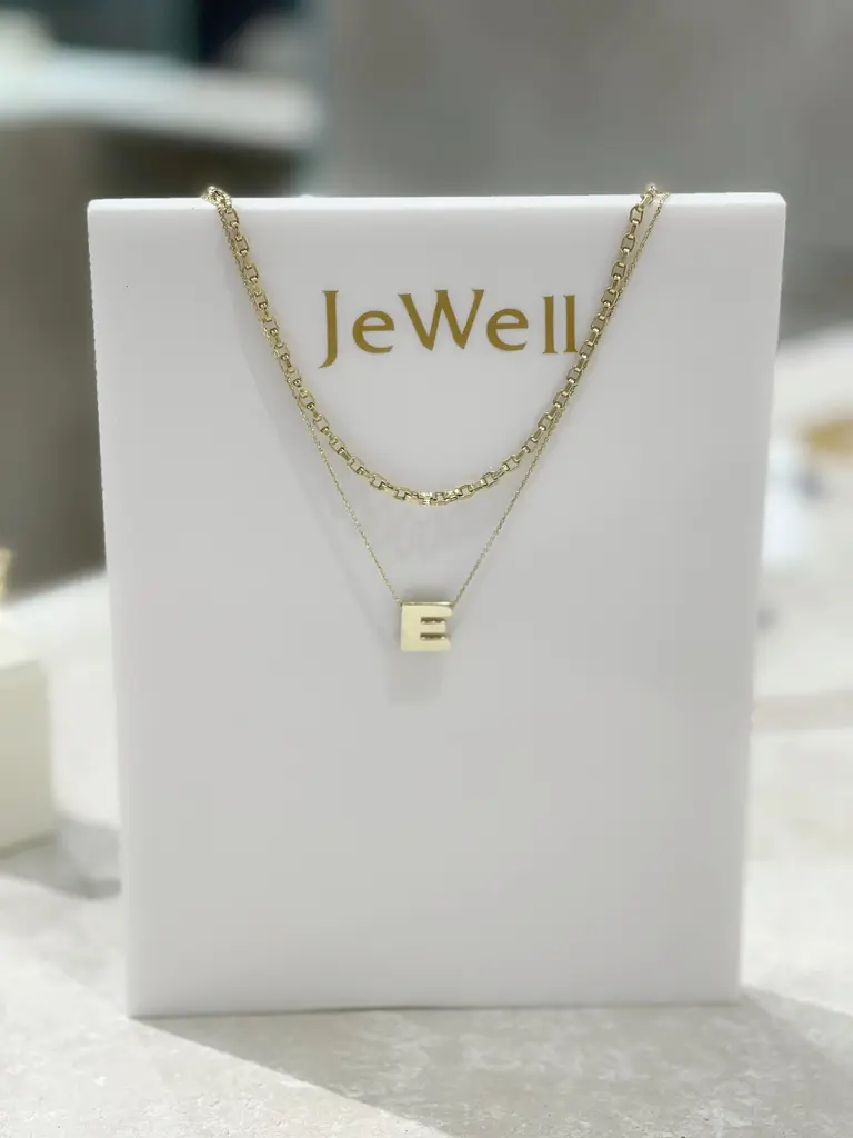 Necklace with letter “E” — photo 1