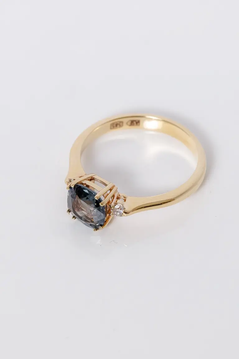 Ring with Grey Tourmaline — photo 3
